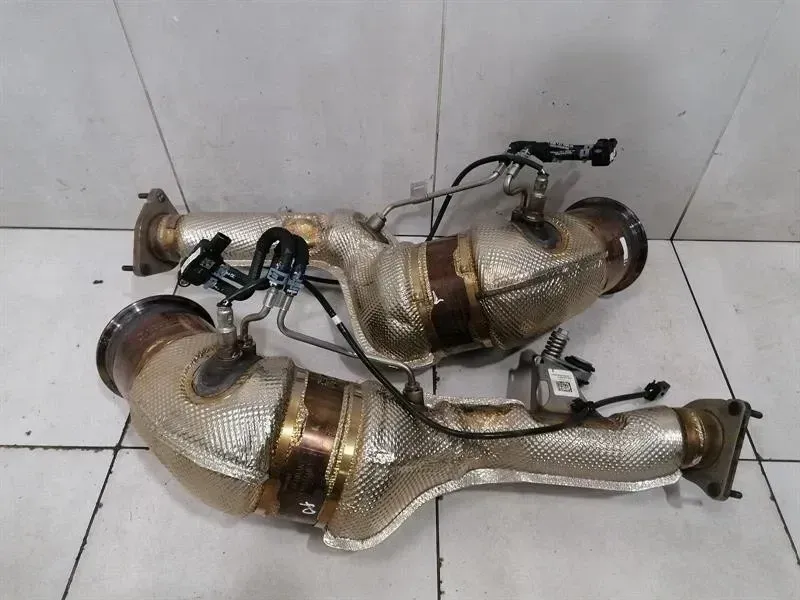 Porsche Macan 95B Catalytic Converter Set 95B131765D Catalytic Converter 2.9L GPF GTS