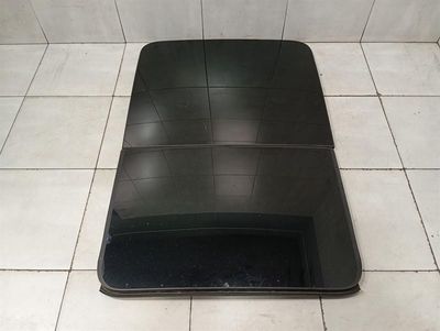 Porsche Macan 95B Panoramic Sunroof 95B877055Z Sliding Sunroof