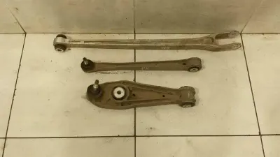 Porsche Cayman 987 right rear wishbone 99733105303 rear right wishbone set