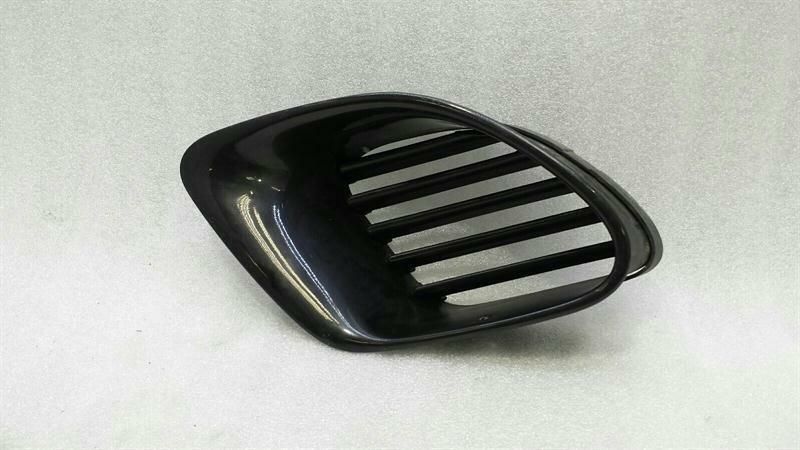 Porsche Boxster 986 Rear Right Grille 98650456200 Air Duct Rear Right