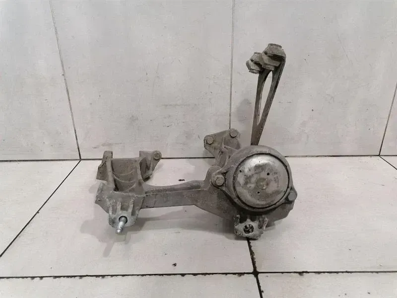 Porsche Boxster 986 Left Subframe Rear 98633115108 Axle Frame Rear Axle Left