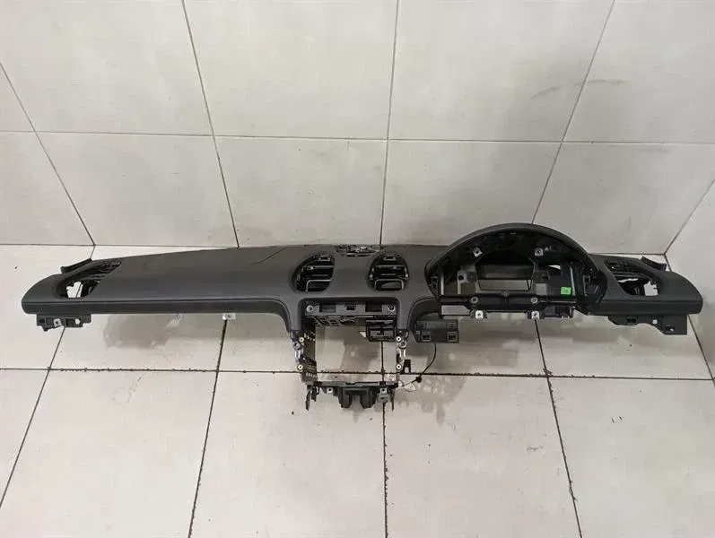 Porsche Cayman 718 Dashboard 982800481A RHD EXTENDED LEATHER