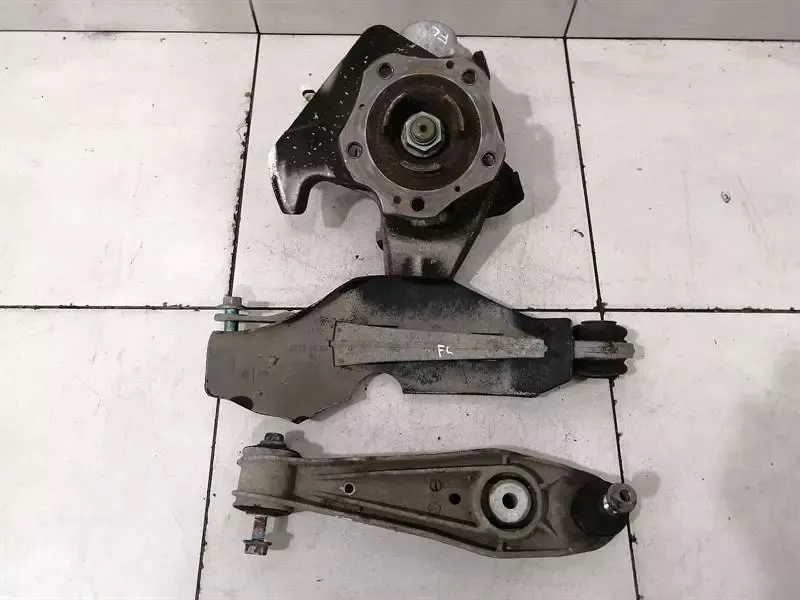 Porsche Boxster 986 Left Front Hub 99634165711 Wheel Bearing Case Front Left Set