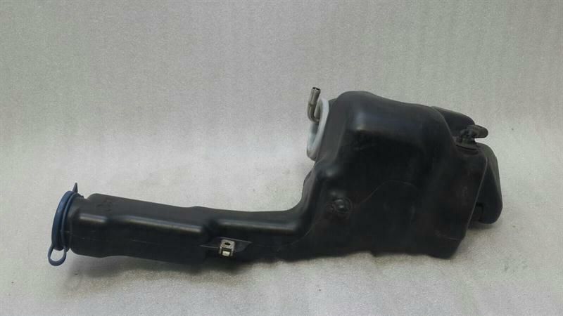 Mercedes E Class W212 Washer Fluid Reservior A2048691220 Washer Fluid Reservoir