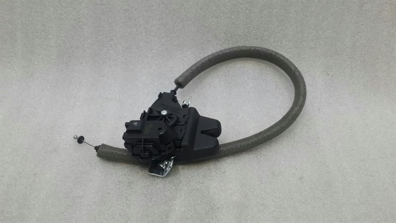 Mercedes E Class W212 Boot Lock A2047500185 Tailgate Lock Lid