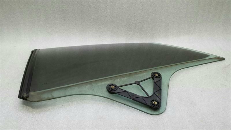 Mercedes E Class W207 Left Rear 1/4 Glass A2076700110 Door Window 1/4 Rear Left