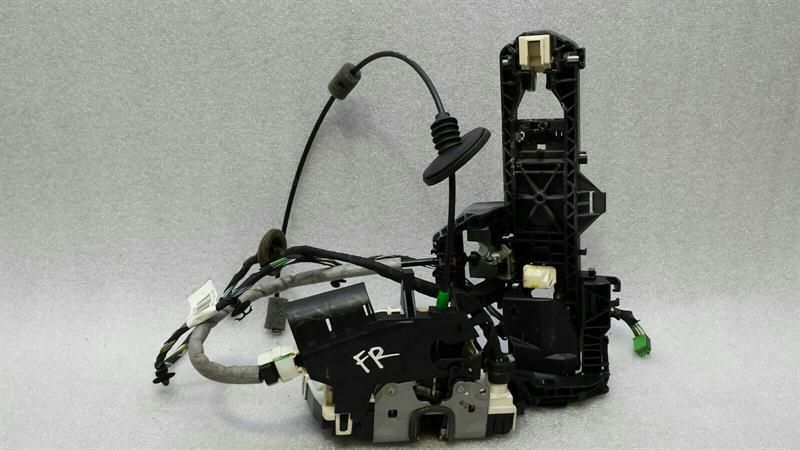 Mercedes E Class W207 FRH door lock A2047202435 door lock front right