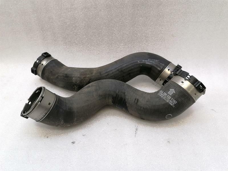 Mercedes E W207 intercooler pipe set A2045281482 pressure pipe charge air pipe OM651