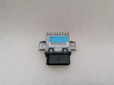 Porsche Boxster 718 electronic module 99161802502 fuel pump control unit