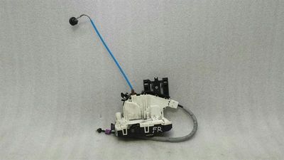 Mercedes GLA X156 front right door lock A1667200635 door lock front right