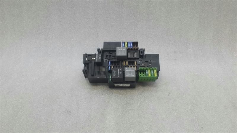 Mercedes C W205 Fuse Box A2229063202 Fuse Box