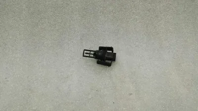 MERCEDES SLK R172 TEMPERATURE SENSOR A0005422818 INTAKE AIR TEMPERATURE