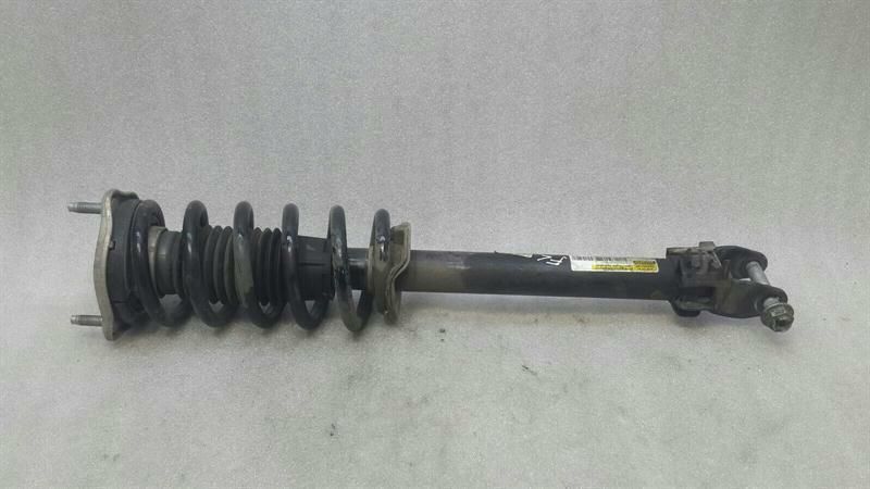 Mercedes C W205 Shock Absorber Front A2053202330 Front Shock Absorber