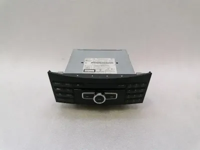 Mercedes W212 W207 Command CD Player A2129001317 Audio System Controller