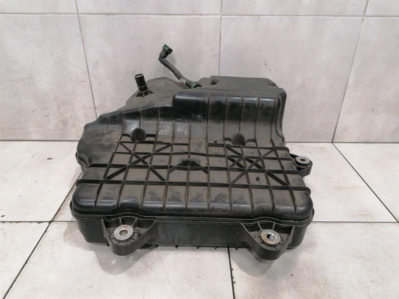 Mercedes C Class W205 Fuel Tank A2054703901 Fuel Tank AD BLUE