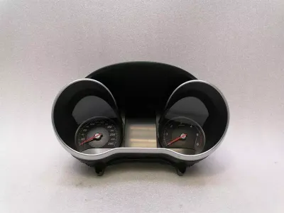 Mercedes C Class W205 Instrument Cluster A2059004618 Speedometer km/h