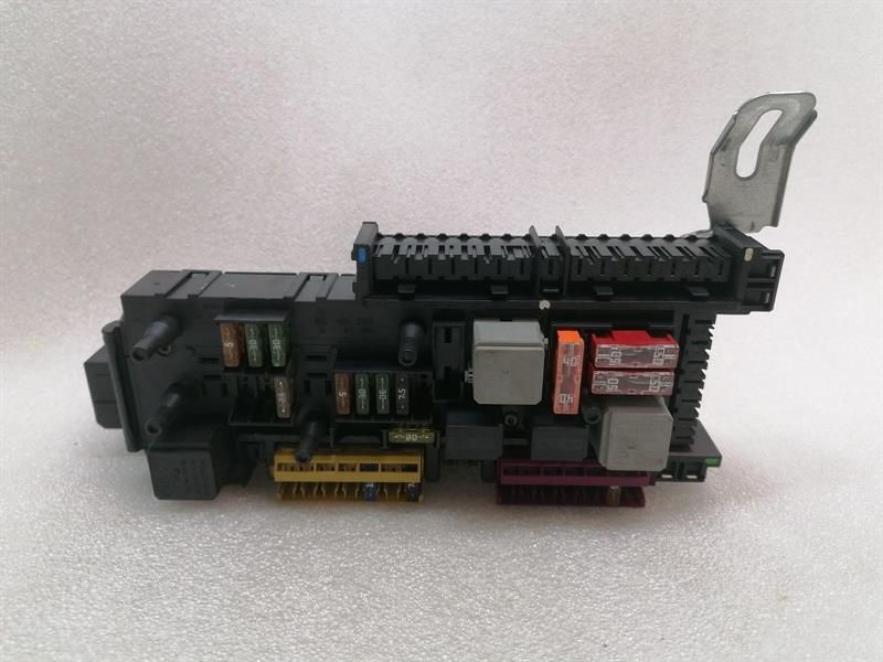 Mercedes C Class W204 Fuse Box A2049060305 Fuse Box SAM