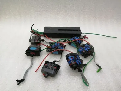 Mercedes CLK W208 Vacuum Lock Set A2108000078 Valve