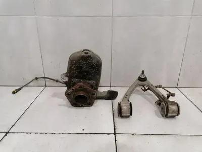 Maserati Granturismo M145 Left Front Hub 197118 Wheel Bearing Case Front Left