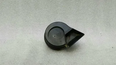 Audi RS4 8E B7 Horn 8E0951221C Horn Fanfare