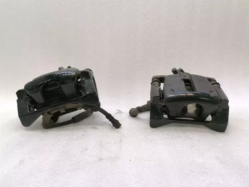 Audi RS5 8T 330MM RS4 2014 Brake Caliper Set SET RS5 REAR Brake Saddle SET HINT