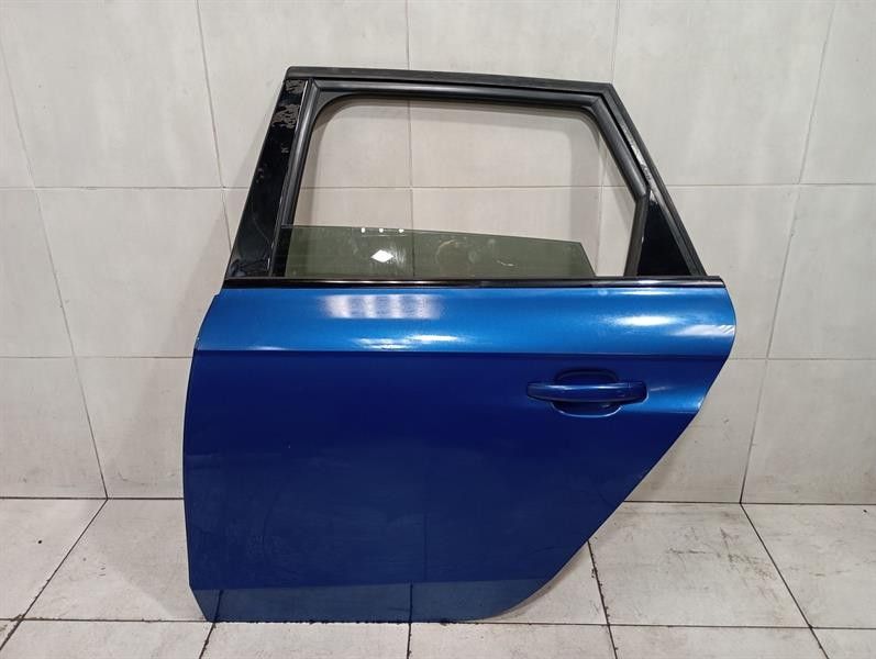 Audi RS4 B8 8K left rear door 8K9833051E door rear left