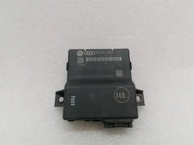 Audi A4 8K Gateway Electronic Module 8R0907468P Control Unit