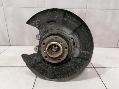 BMW 6 Series F13 Right Rear Hub 33322284146 Wheel Bearing Housing Rear Right