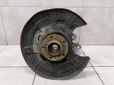 BMW 6 Series F13 Left Rear Hub 33322284145 wheel bearing housing rear left