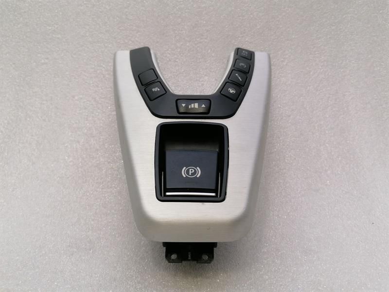 BMW 6 Series F13 M6 Center Console Switch 7846618 Switch Medium Console