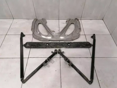 BMW 6 Series F13 UNDERTRAY 33322284341 holder carrier rear axle