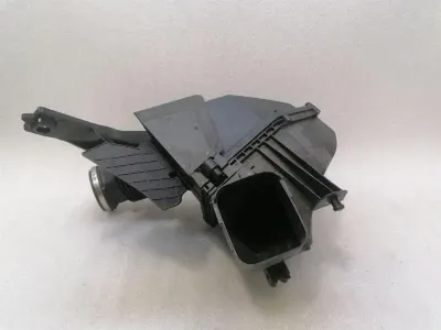 BMW 5 Series F90 G30 M5 Air Filter Box 785238104 Air Filter Box