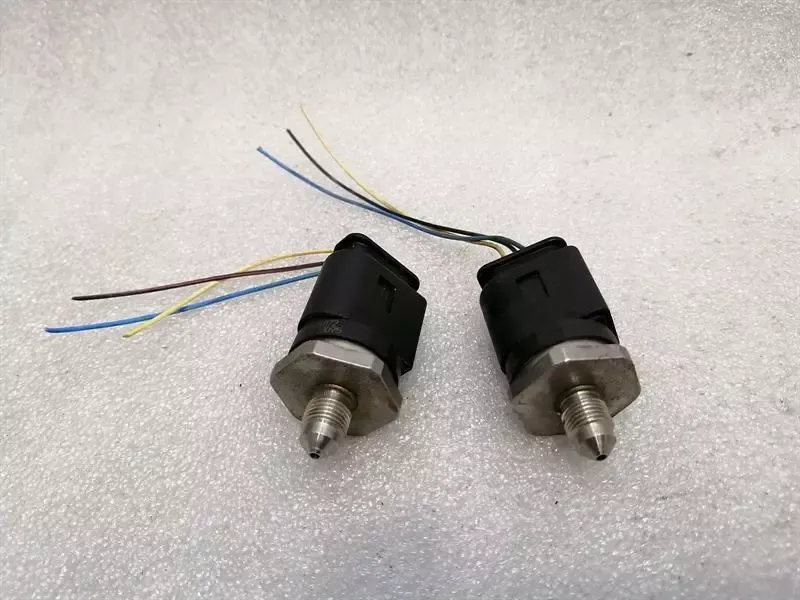 BMW 5 Series F10 Fuel Pressure Sensor 7620946 High Pressure Sensor