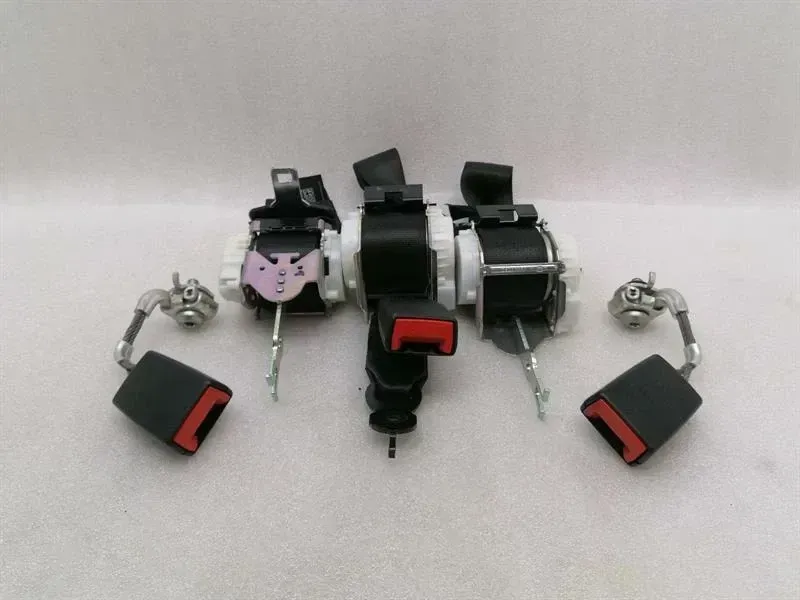 BMW 5 Series F10 rear seat belt set 34048282 seat belt belt rear set