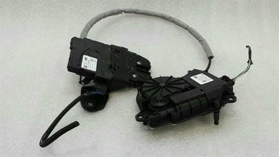 Range Rover L405 Boot Lock With Actuator CPLA-404C10BD Tailgate Lock Set