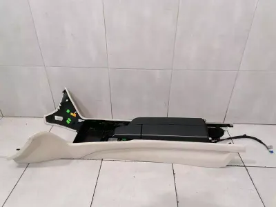 Mercedes SL R231 Console 1C13 DESIGNO PORCELAIN A2316804701 Right Hand Handlebar RHD