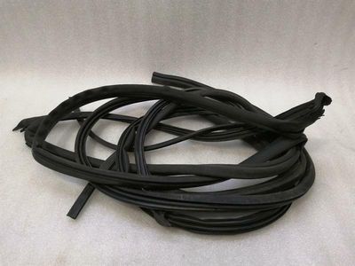 ASTON MARTIN VANTAGE V8 Volante Door Seal 6G33-L20708-AC Door Seals