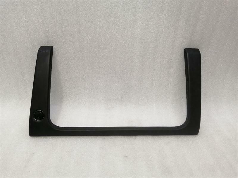 ASTON MARTIN VANTAGE Glovebox Surround Cover 6G33-C043K93-BCW RHD RIGHT HAND DRIVE