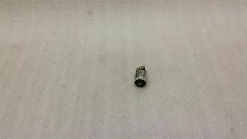 Aston Martin Vantage V8 Fuel Cap Switch 6G33-9B242-AA Fuel Cap Switch