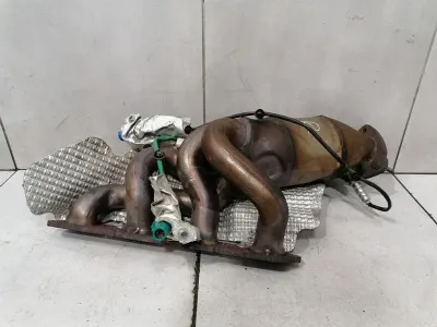 Aston Martin Vantage V8 Exhaust Manifold BG33-5G236-GC Exhaust Manifold RIGHT 4.7