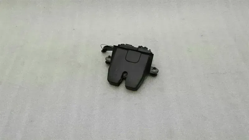 Aston Martin Vantage V8 Boot Lock 8N51-F442A66-BC Tailgate Lock