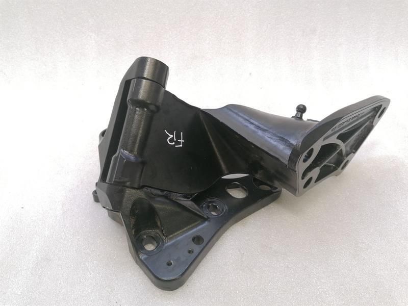 McLaren 600LT SPIDER DOOR HINGE BRAKE 13A6367CP DOOR HINGE BRAKE