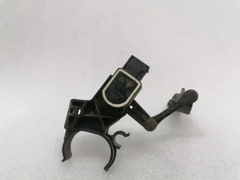 Porsche 911 997 Level Sensor 99763112100 Level Sensor