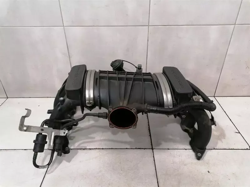 Porsche 911 997 Inlet Manifold 9A111011501 Inlet Bridge