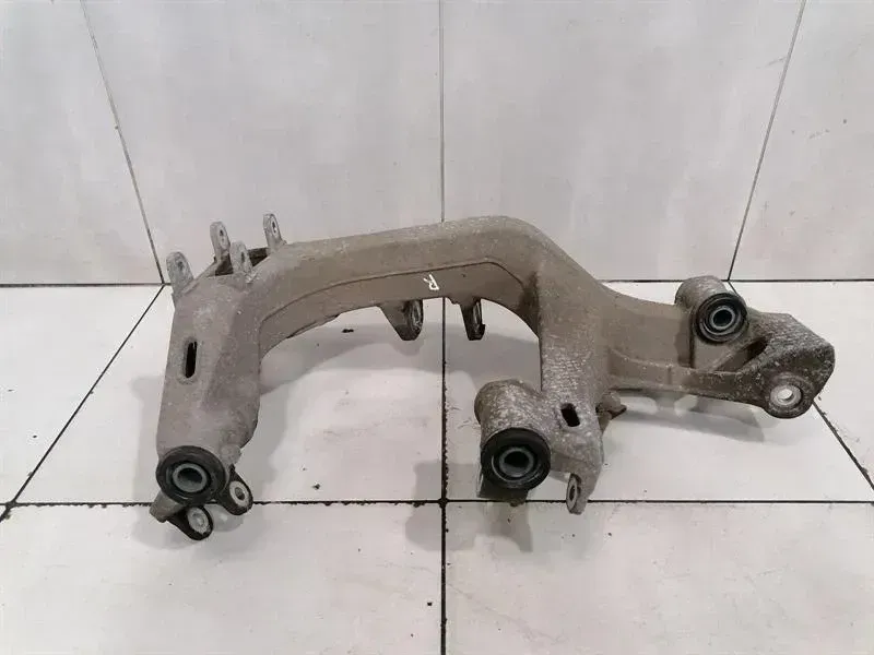 Porsche 911 997 subframe rear right 99733105205 axle frame rear axle right