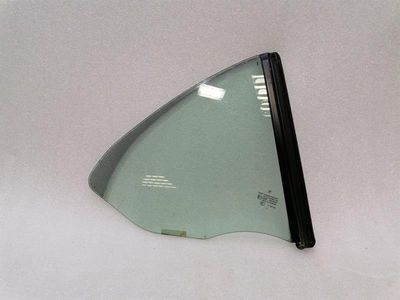Porsche 911 997 right rear quarter glass 99754311211 door window 1/4 rear right