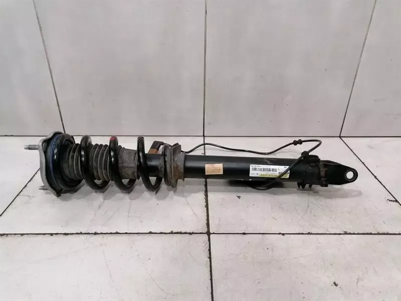 Mercedes C63 AMG W205 Shock Absorber Front A2053207103 Shock Absorber Front EDC Li