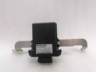 Mercedes C63 AMG W205 Diff Lock Electronic Module A2909002801 Control Unit DIFF