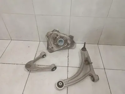 Aston Martin Vantage AM6 2018-2025 Front Hub HY53-3K186-BC Front Wheel Bearing Housing