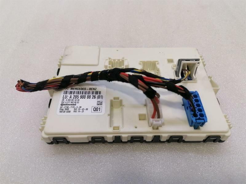 MERCEDES C CLASS W205 FUSE BOX CONTROL MODULE A2059008826 ECU FUSE
